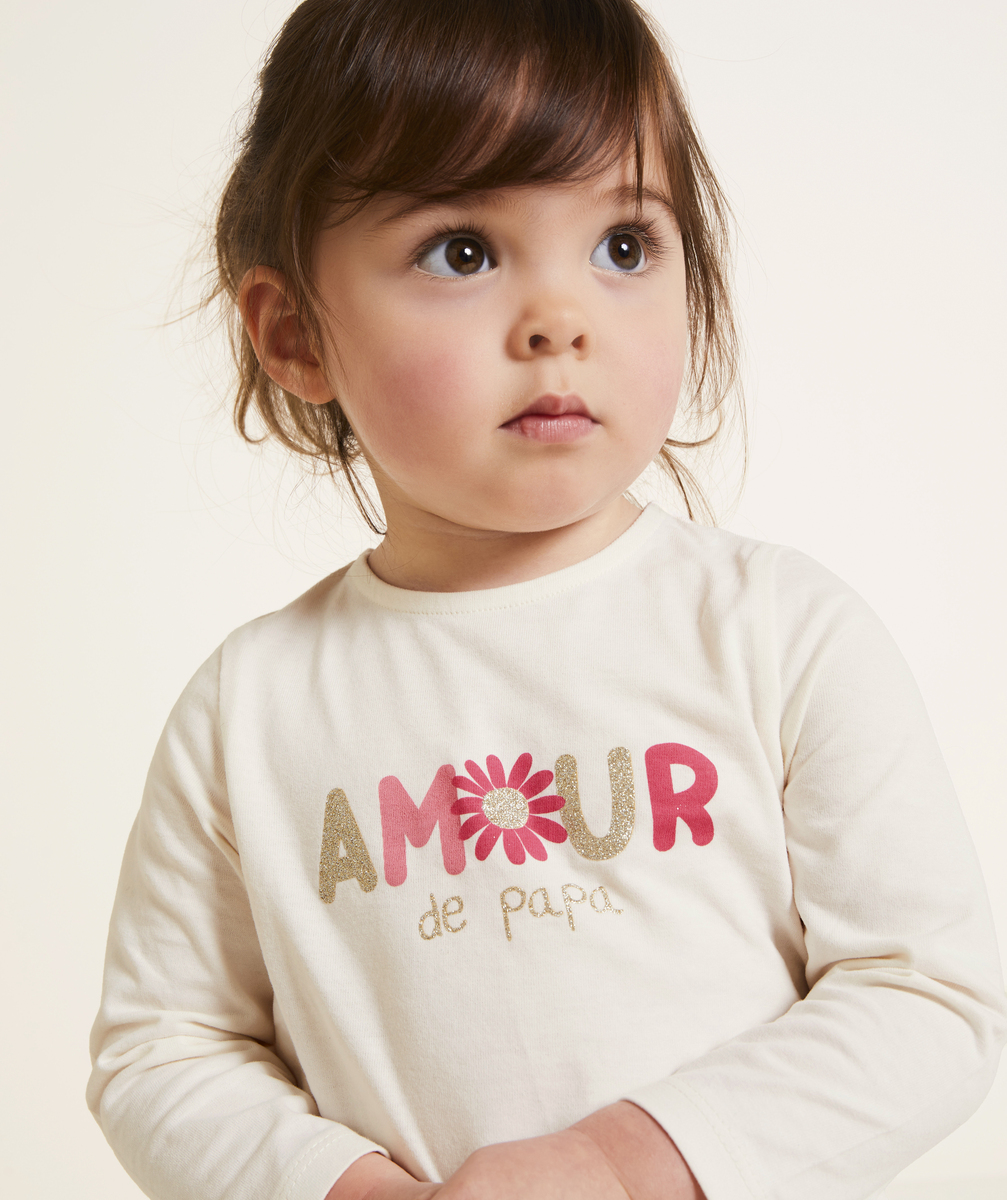Long-sleeved green t-shirt with "amour" for baby girl