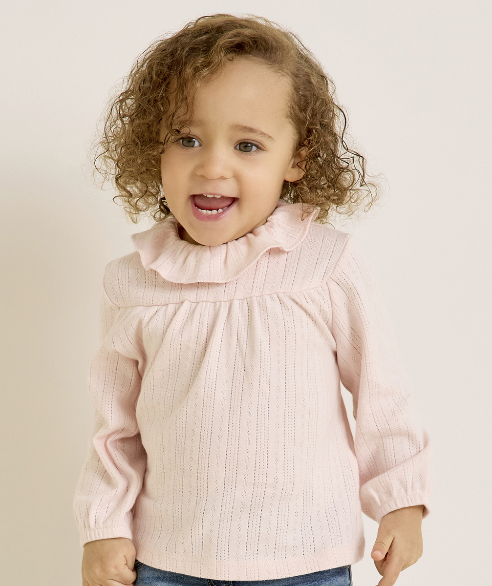Long-sleeved pale pink t-shirt with ruffled collar for baby girl