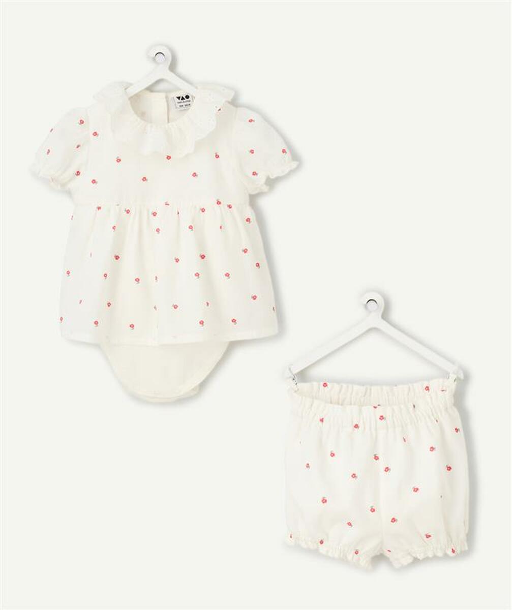 Organic cotton baby girl outfit with flower print