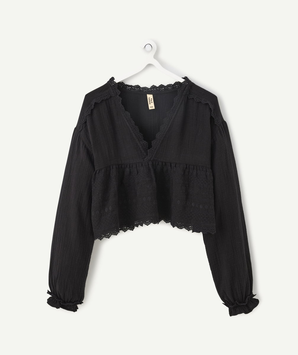Girl's long-sleeved black shirt