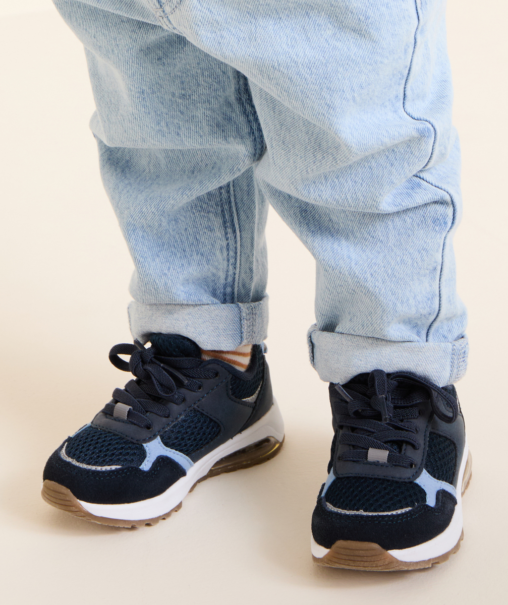 Navy blue city sneakers for boys