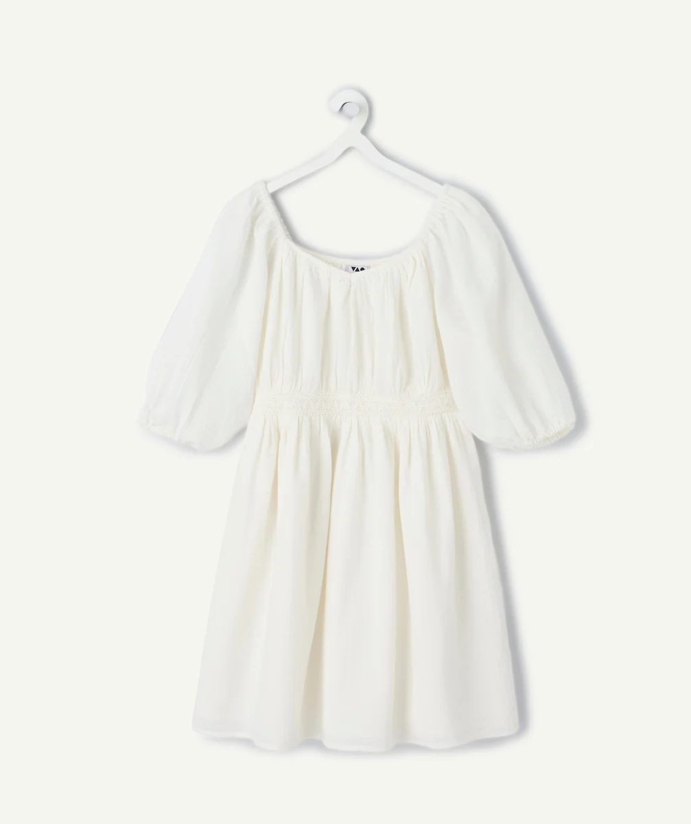 White girl's dress with puffed sleeves